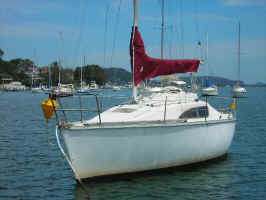 port bow.JPG (45432 bytes)