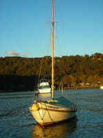 bow view.jpg (35686 bytes)