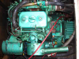 engine.jpg (55132 bytes)