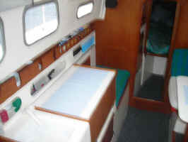 galley.jpg (29494 bytes)